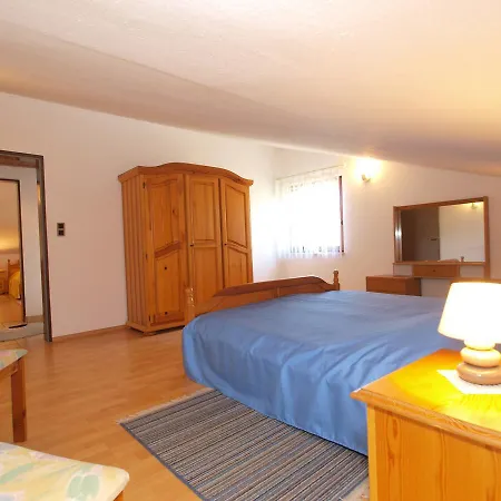 Jasminka 964 * Premantura