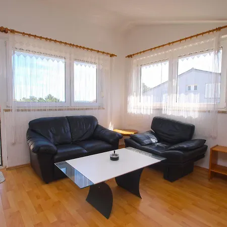 Jasminka 964 Apartman Premantura